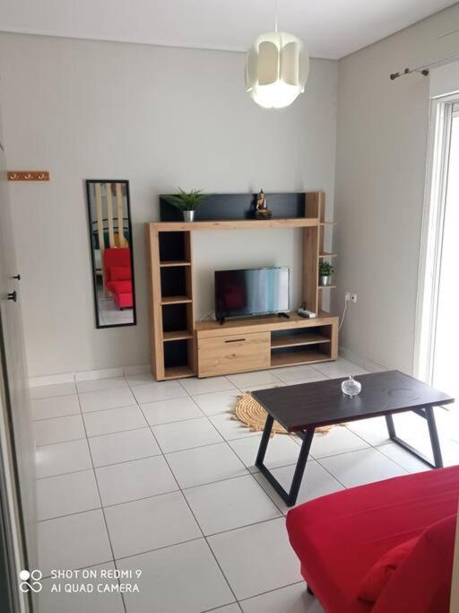 Lemon - Happyhostgr - Downtown Apartment Volos Exterior foto